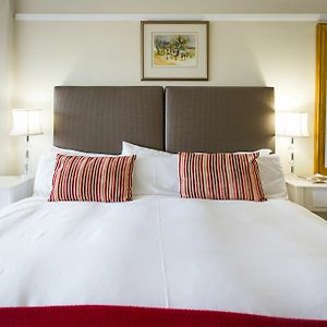 Luxury Suite